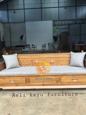 Bench Sofa Bale Bale Minimalis