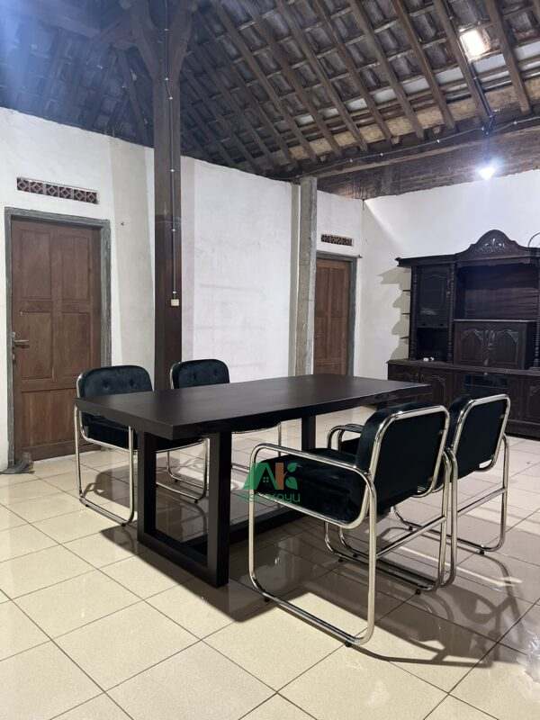 AKDN41-MEJA MAKAN SOLID TREMBESI INDUSTRIAL
