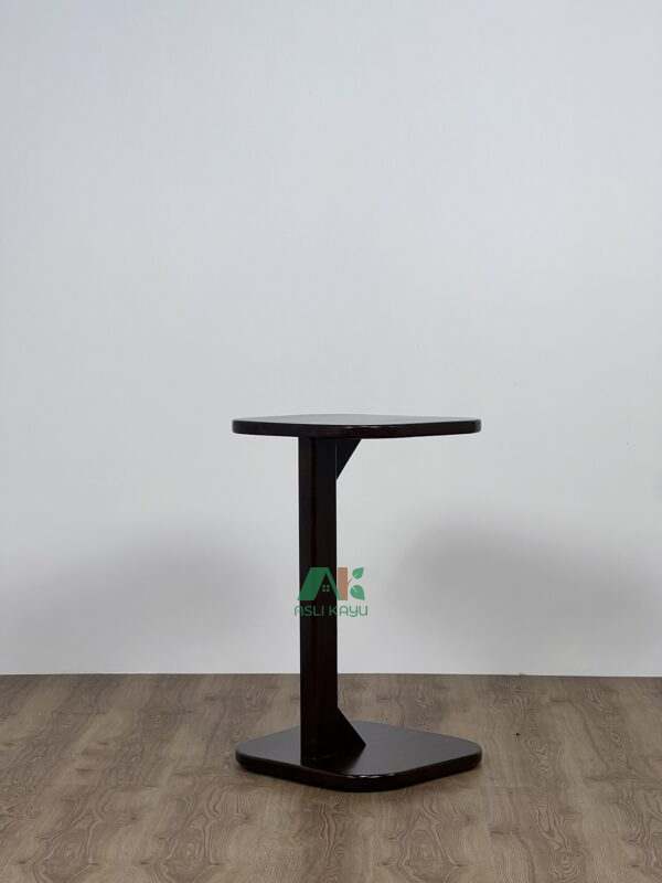 AKST-039 set table