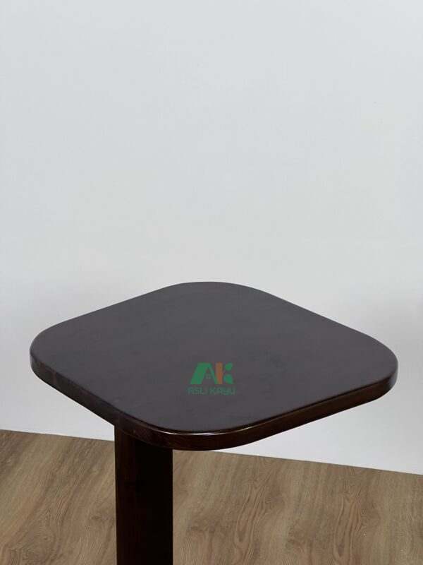 AKST-039 set table