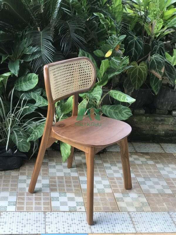 Peanut Dining Chair