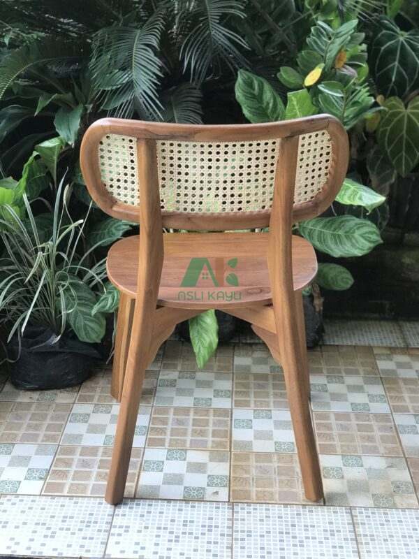 Peanut Dining Chair