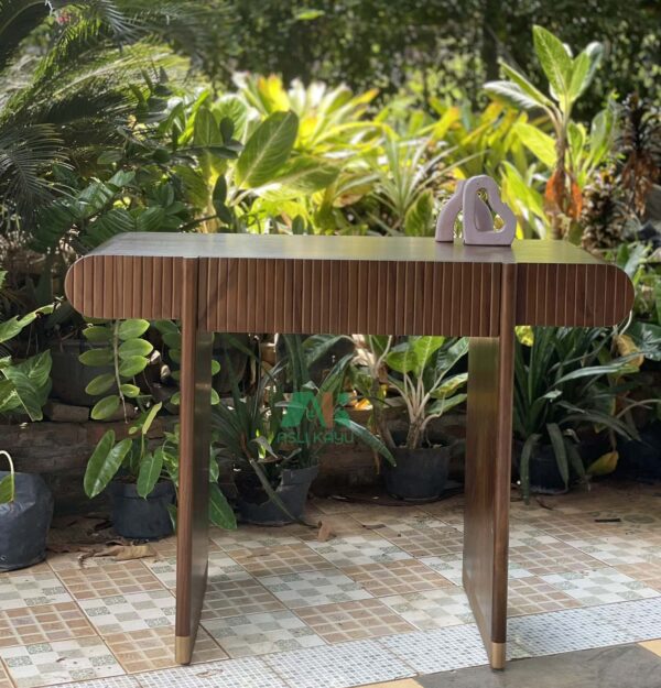 AKST-034 salura console