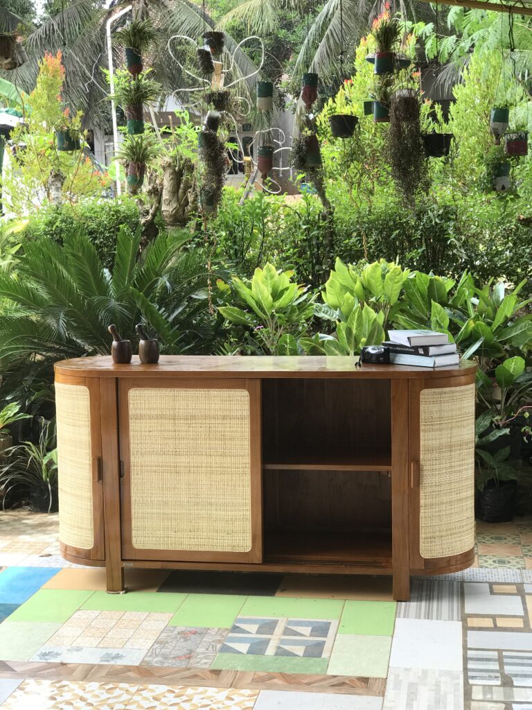 Furniture Kayu yang Wajib Dimiliki