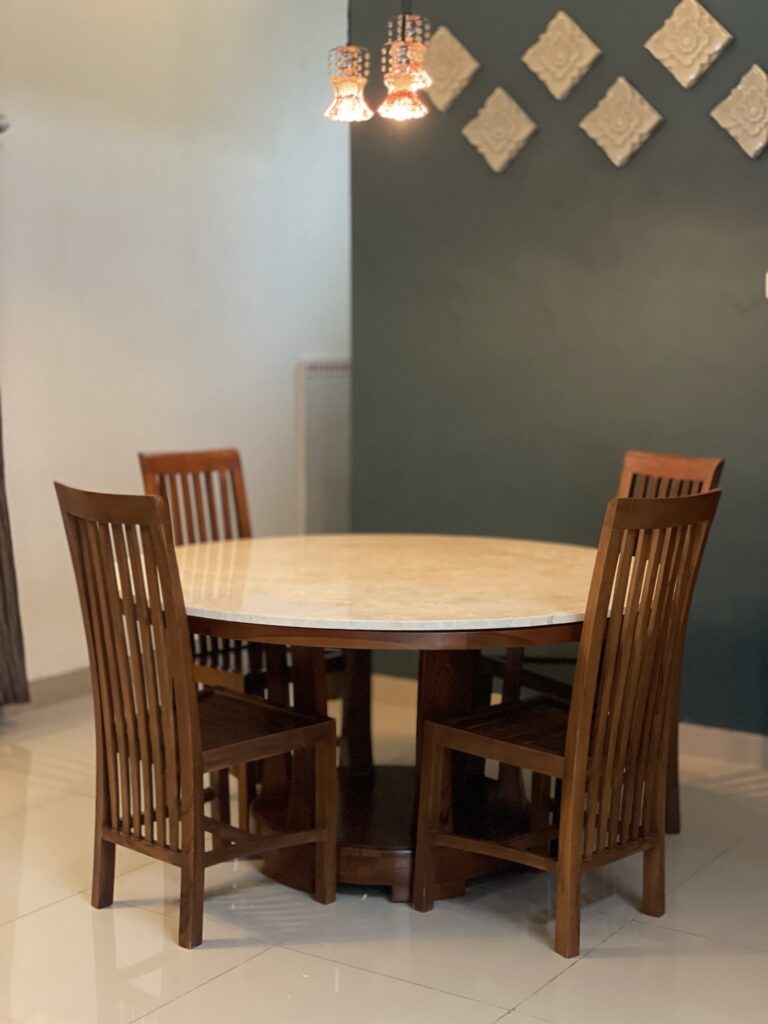 Set Meja Makan Kayu Solid