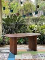 SALURA OVAL DINING TABLE - AKDT 012