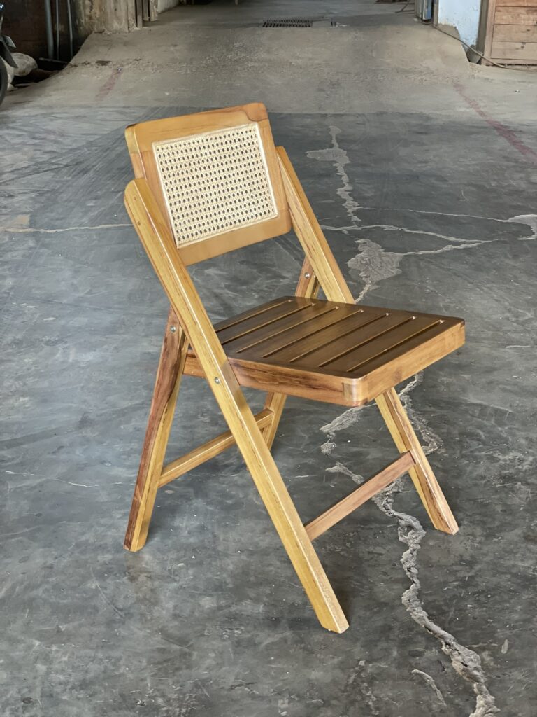 Kursi Makan Rattan