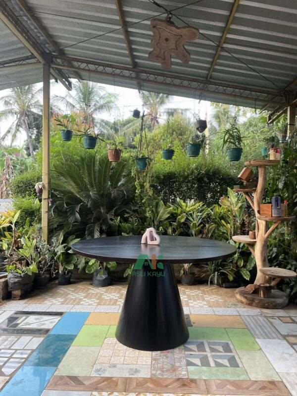 SOLID ROUND DINING TABLE -AKDT02
