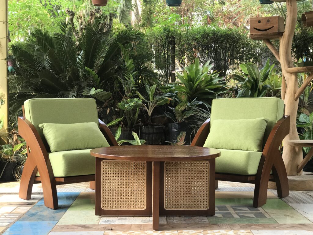 Sofa Minimalis Kayu Solid