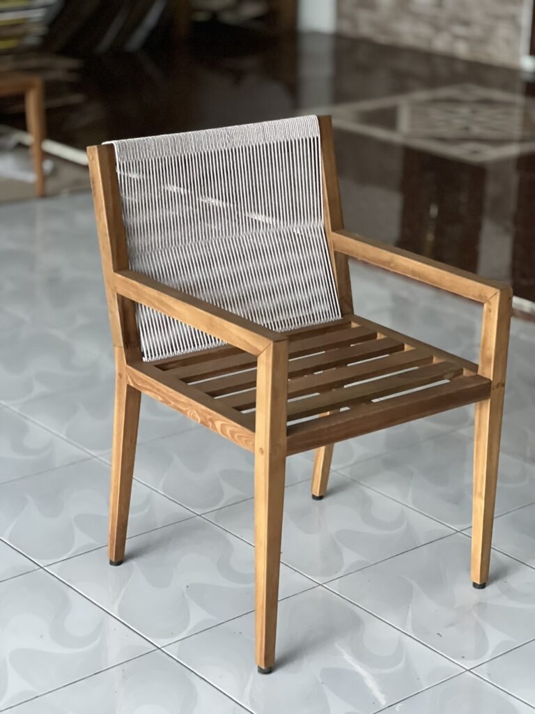 Kursi Anyaman Tali